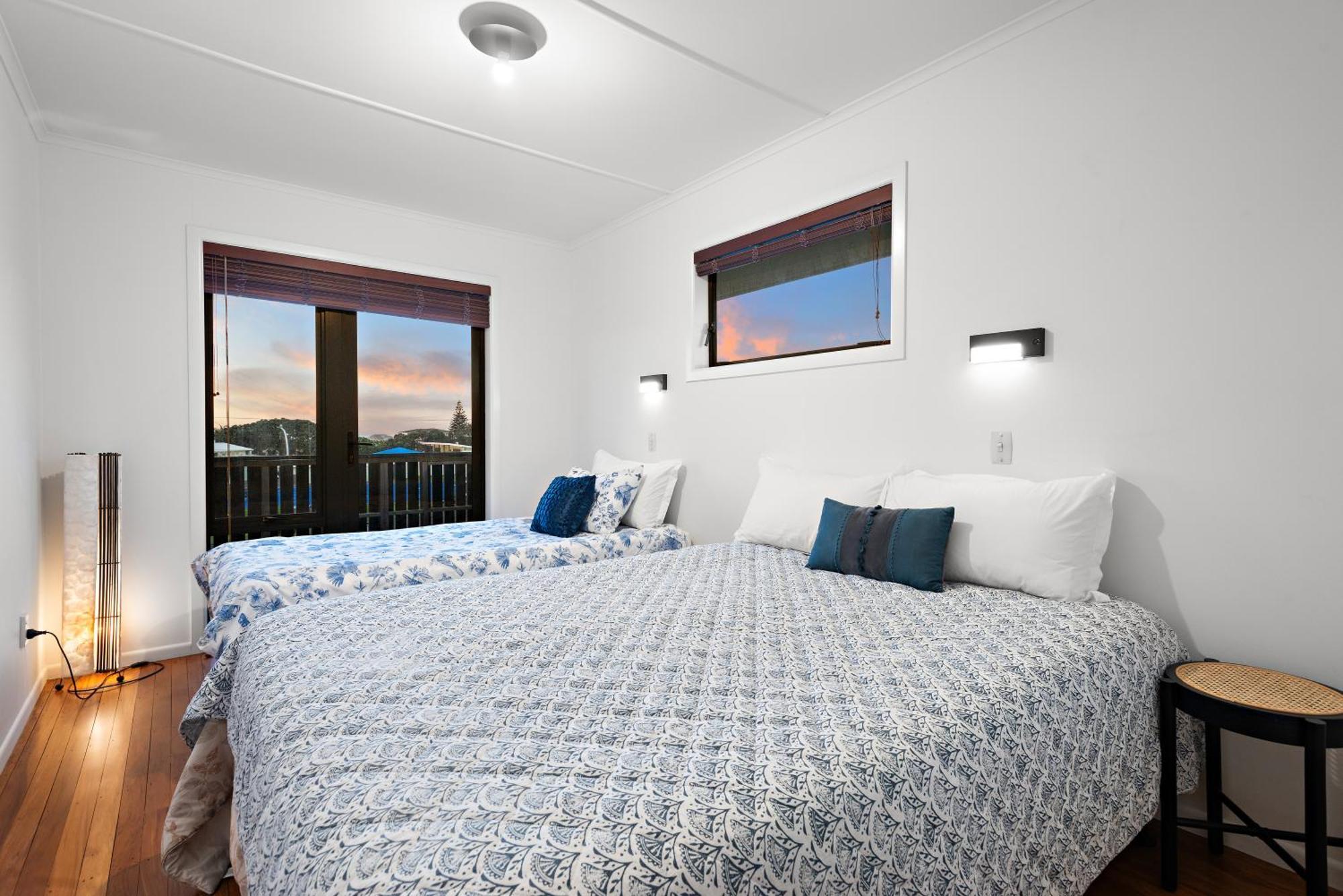 Ultimate Beach Location Mount Maunganui Exterior photo