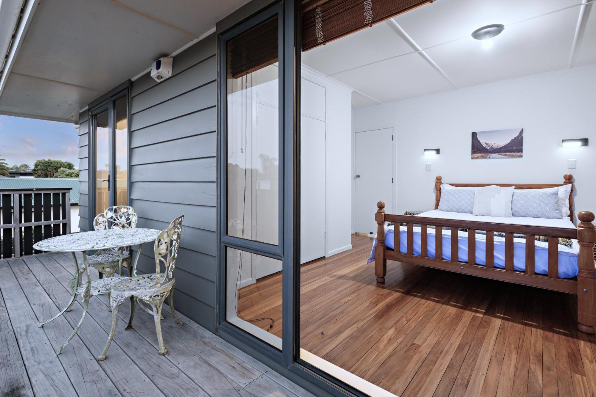 Ultimate Beach Location Mount Maunganui Exterior photo