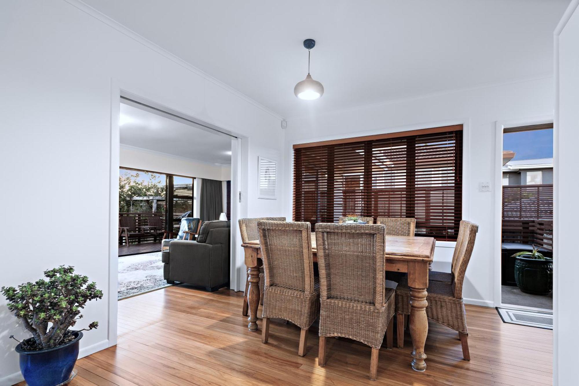 Ultimate Beach Location Mount Maunganui Exterior photo