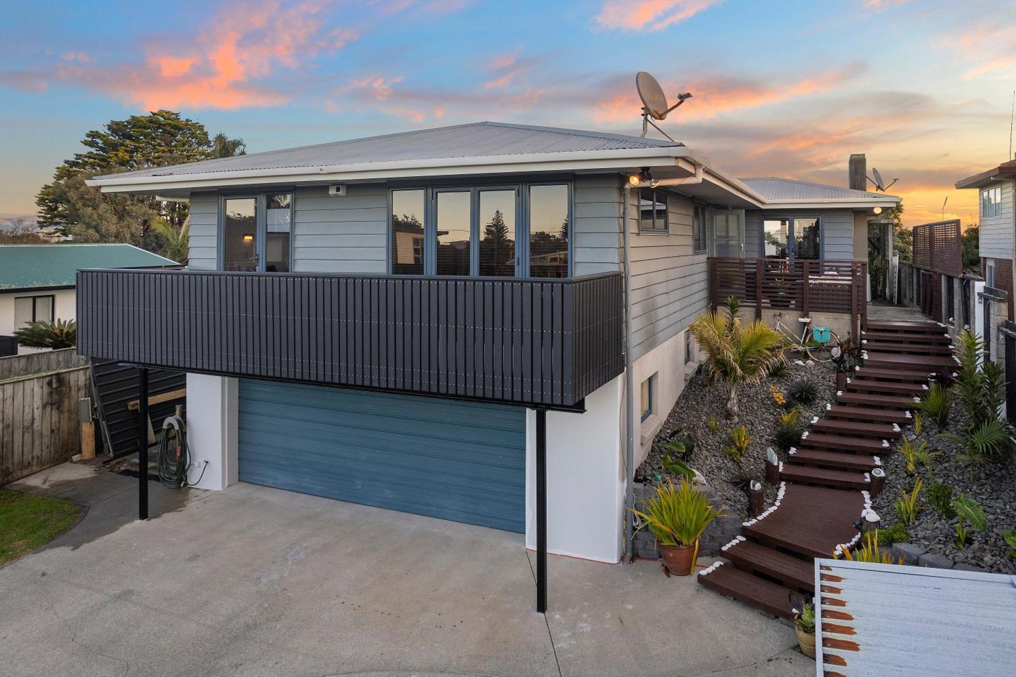 Ultimate Beach Location Mount Maunganui Exterior photo